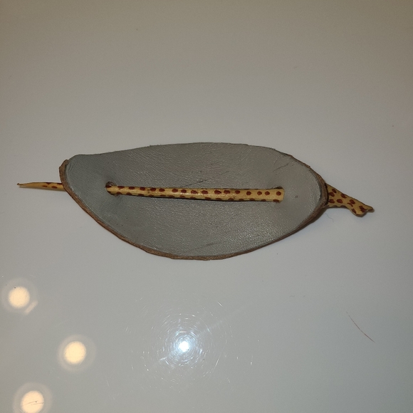 Hair clip - Picture 2 of 2